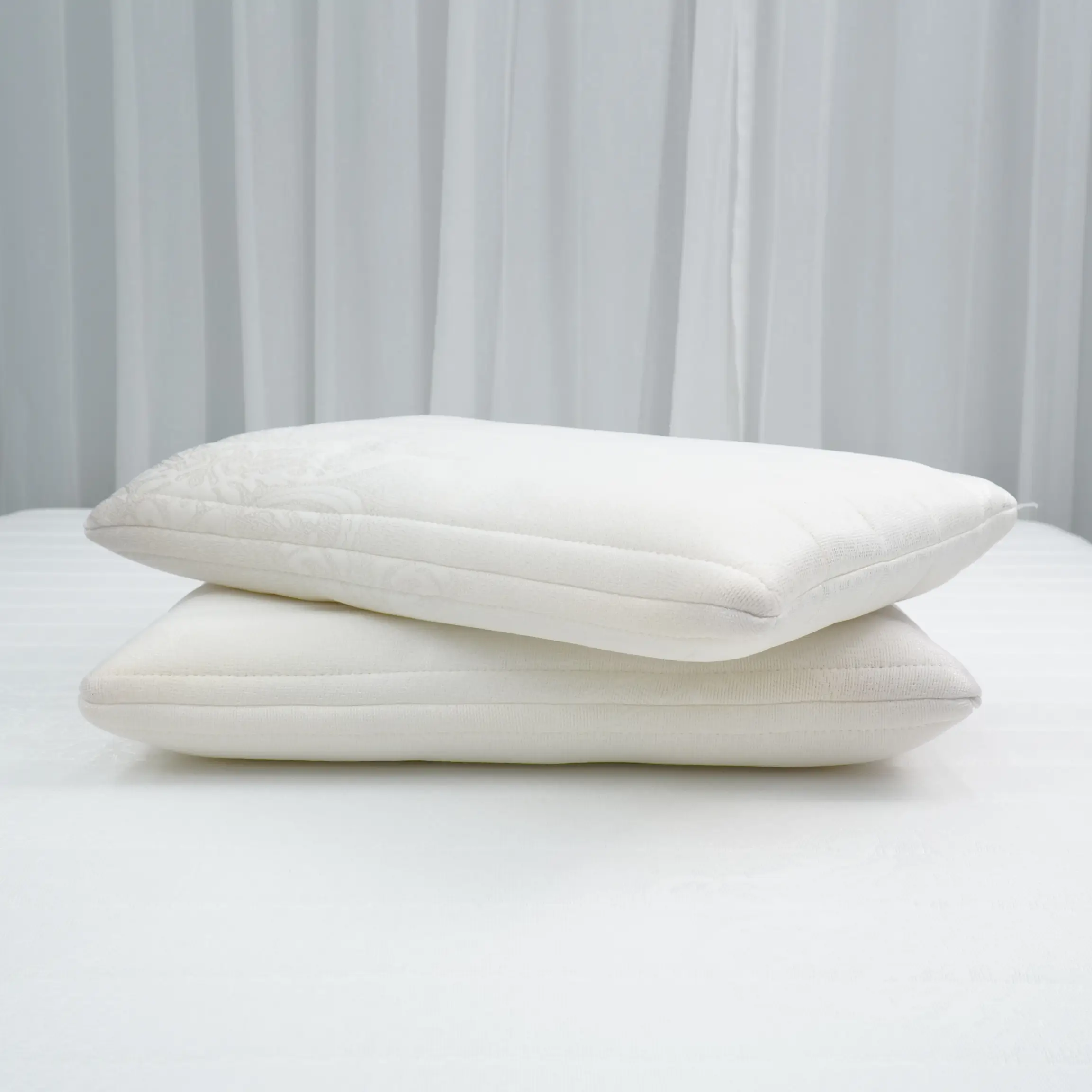 02 gối nằm cao su foam