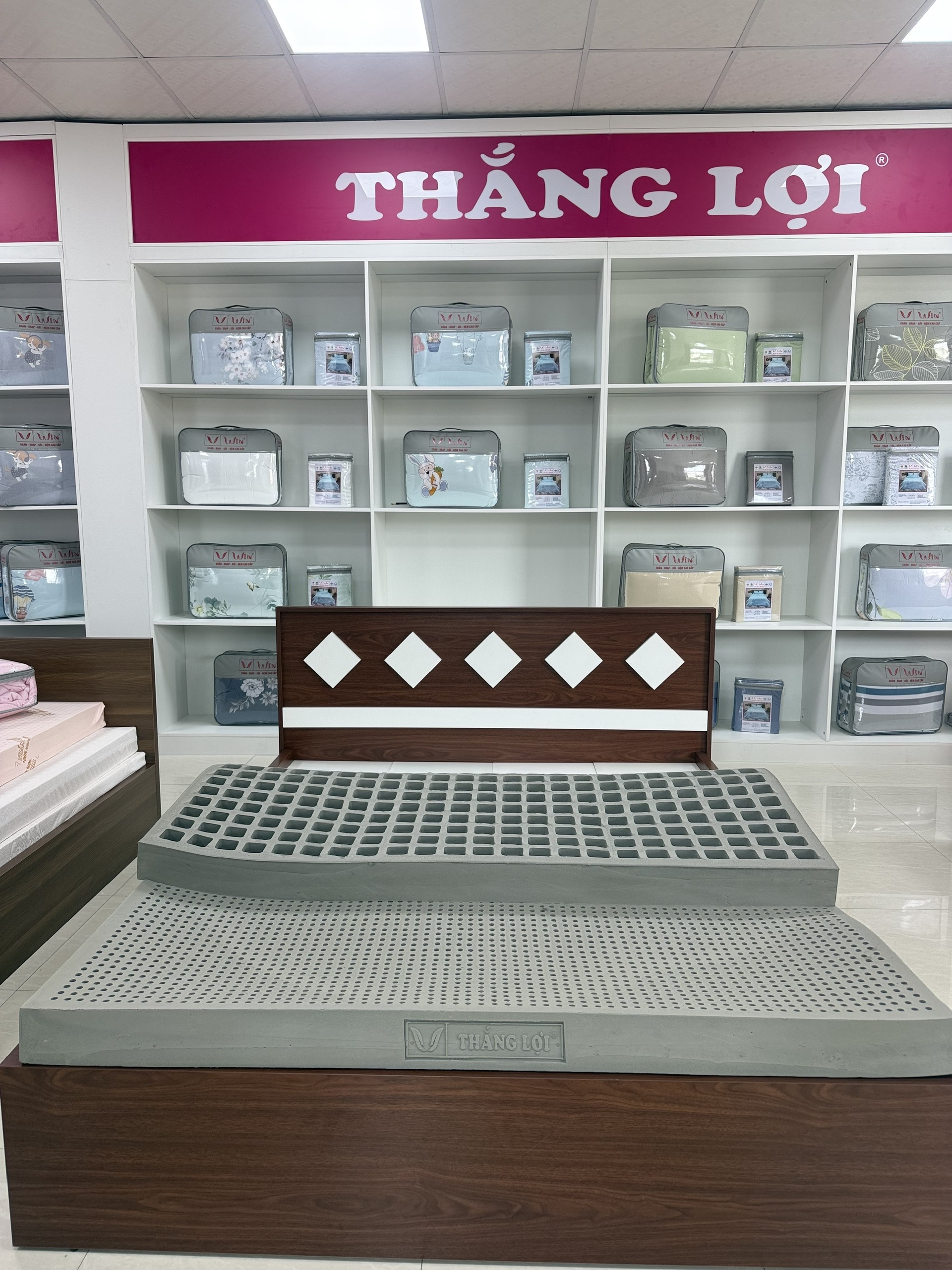 nemthangloichinhhang.vn CSTN BoBo Than Hoat Tinh